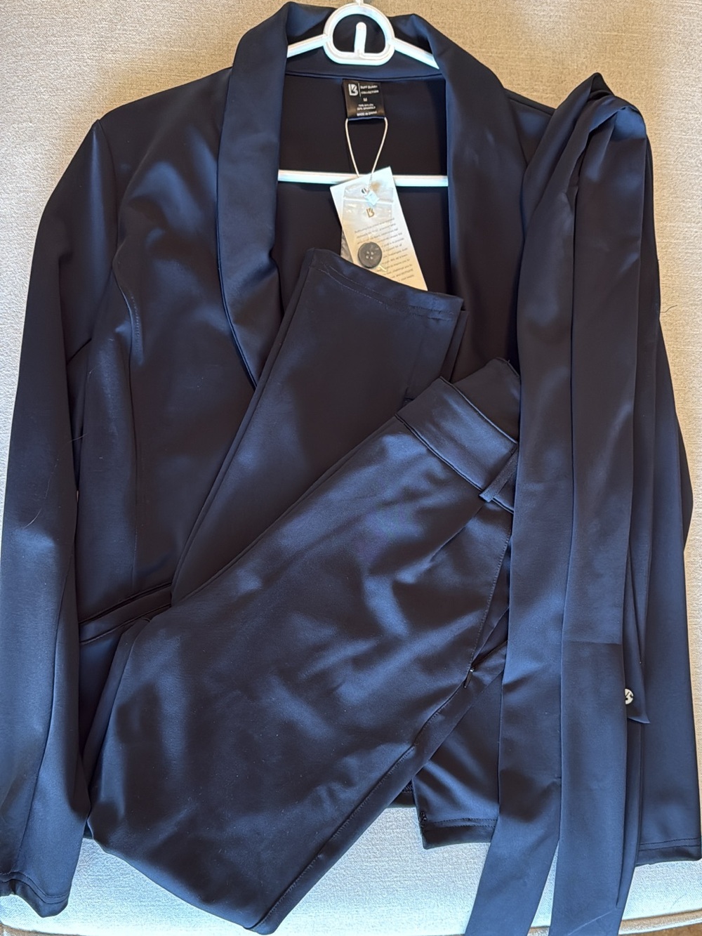 Buffbunny Boss Babe Set NWT (CAN SEPARATE)